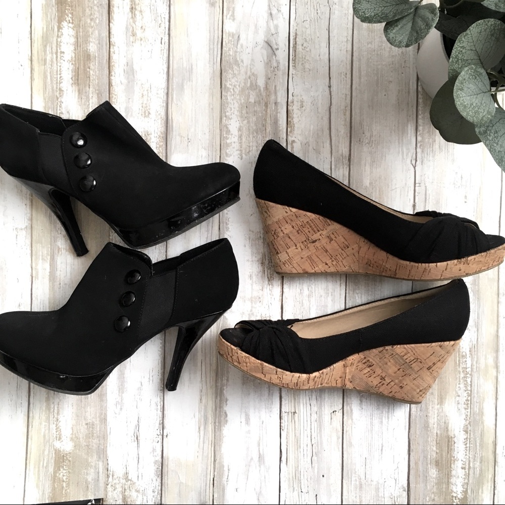 Black booties and black peep toe corks
